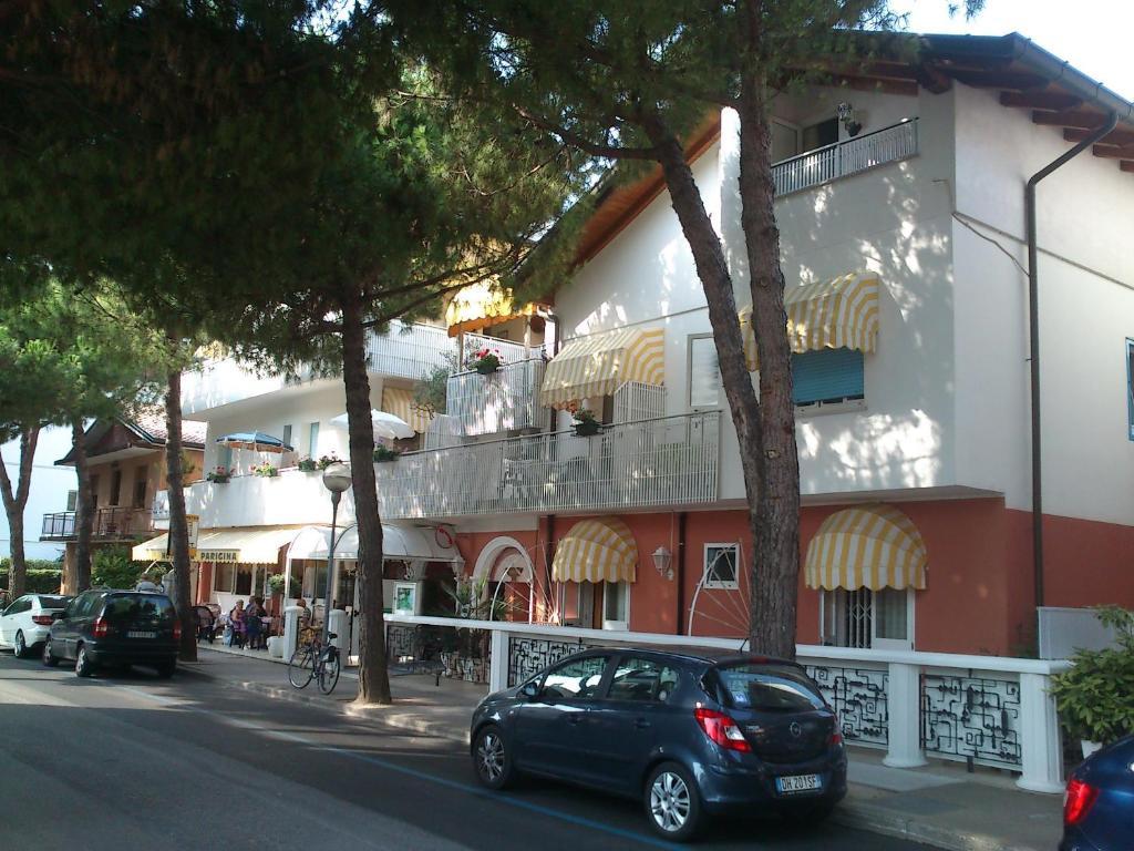 Hotel La Parigina Lignano Sabbiadoro Exteriér fotografie